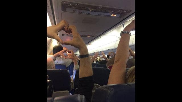 Airline passenger tweets heartfelt moment of flight supporting Orlando victims