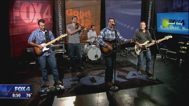 Musical Guest: Justin Mason Band