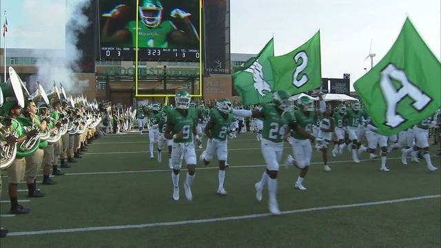 Fine, Wilson help North Texas dominate Lamar 59-14