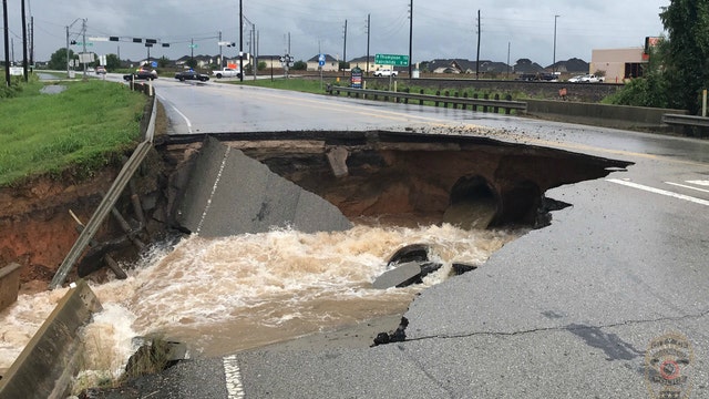 Tropical Storm leads to massive sinkhole near Houston