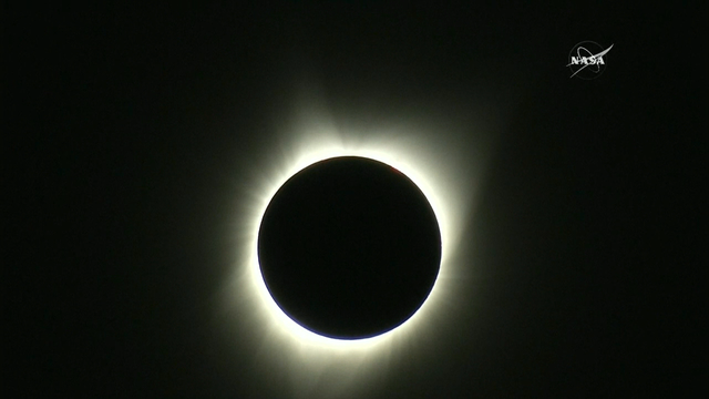 'The sun set and rose within about 3 minutes'