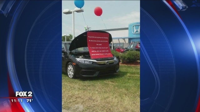 Panhandler rejects job offer, Honda dealership tells drivers not to give him money
