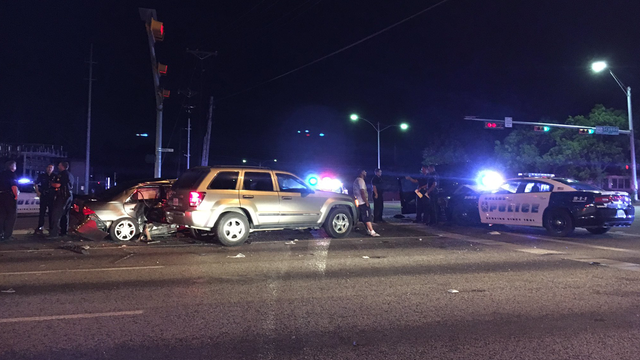 Police chase ends in 4-vehicle crash in Pleasant Grove