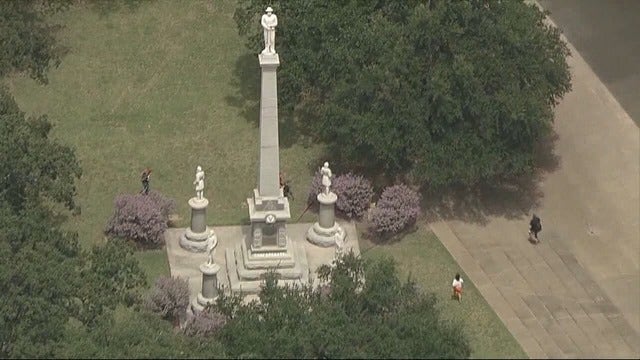 Dallas ordered to halt removal of Confederate monument