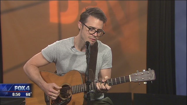 Musical Guest: Kris Allen