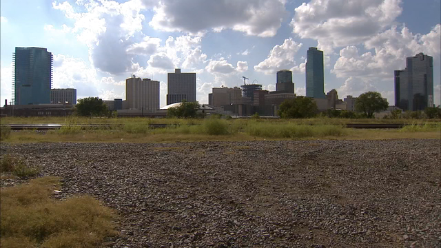 North Texas cities team up to bid for Amazon's second headquarters