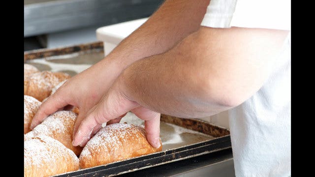 Half of food workers admit to working while sick, according to survey