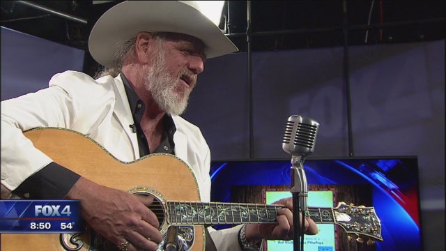 Grammy winner Ray Benson publishes new book