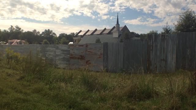 'The Walking Dead' fans arrested for tresspassing