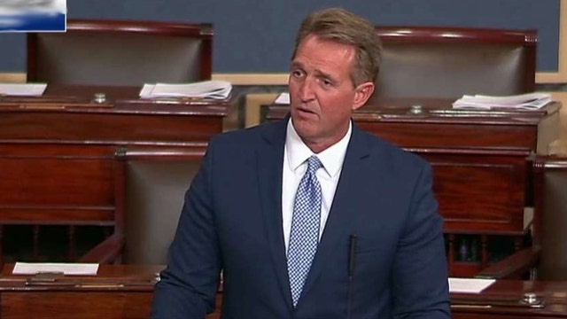 Arizona's Flake eyes 2020 primary challenge to stop Trump