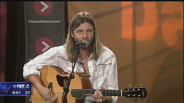 Musical Guest: Keith Harkin