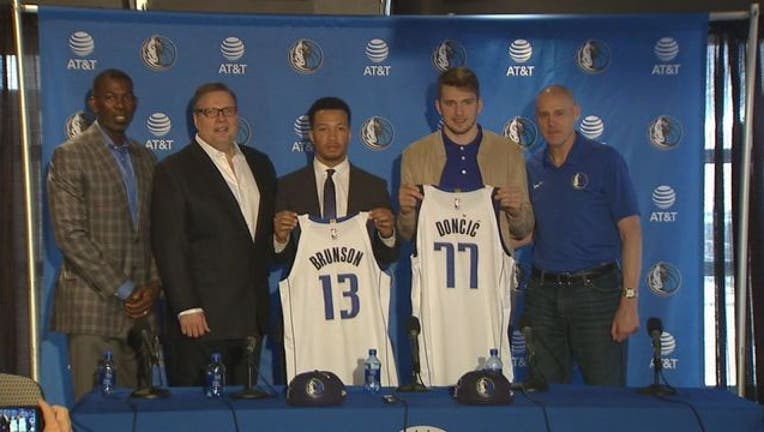 002b60ac-Doncic and Brunson_1530242795258.jpg