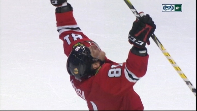 0d334a25-Stars Lose Blackhawks OT_1478494146029.jpg