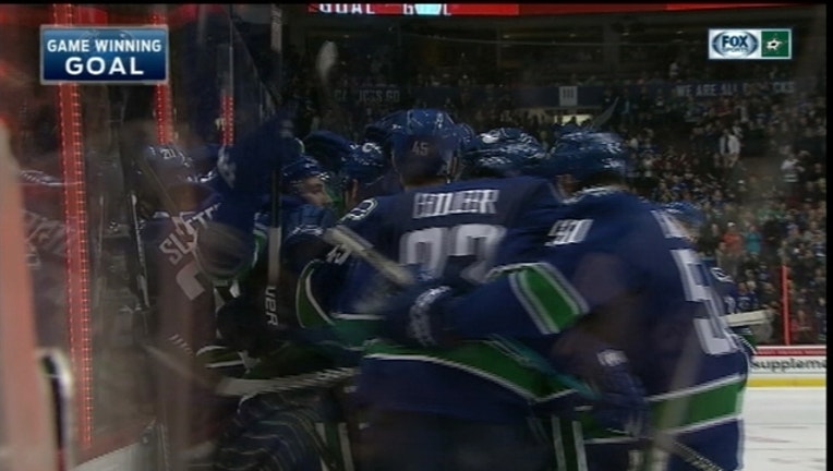 10d50549-canucks_1479157246541.jpg