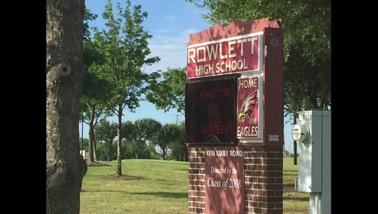 Rowlett HS_1493303200617.JPG