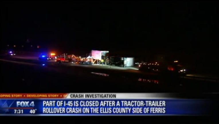 I-45 tractor trailer accident_1485618525147.jpg