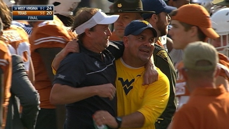 2550ec10-West Virginia Beats Texas_1478986240541.jpg