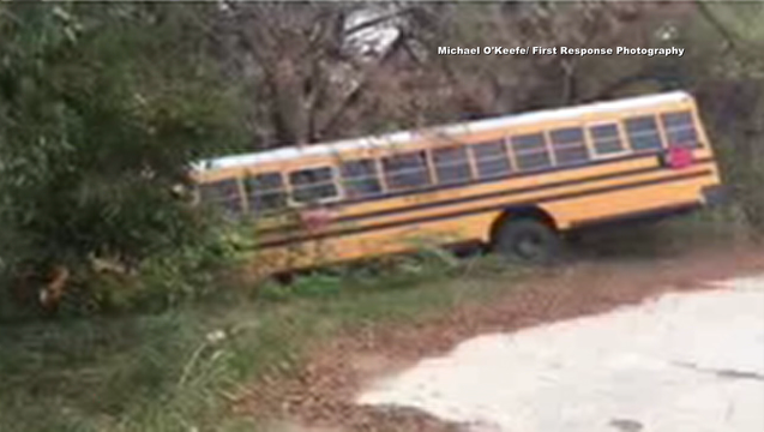 25b3ee1f-V-MCKINNEY SCHOOL BUS CRASH 12P_00.00.01.07_1510680787629.png