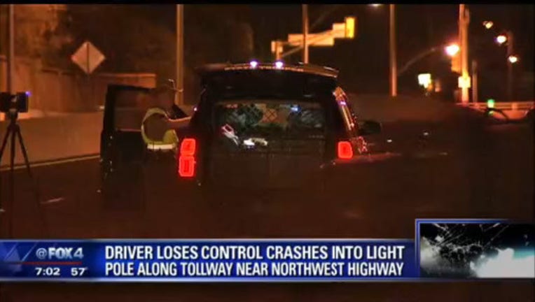 2e80d4f9-crash pole_1454255582006.jpg