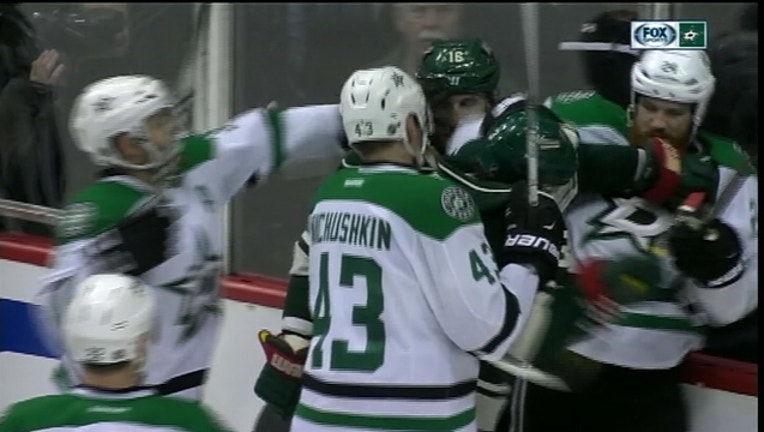 2fd6c5fa-Stars Wild Game 2_1461036894394.jpg