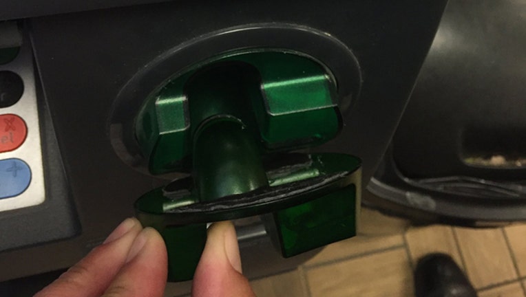 card skimmer the colony
