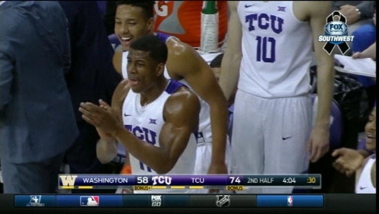 3121ca57-TCU Beats Washington_1480565433704.jpg
