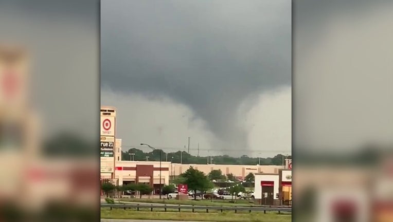 31322a8a-Bryan possible tornado_1556156694668.png.jpg
