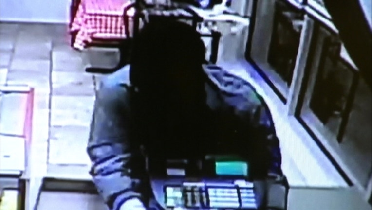 318dd44f-donut robbery 10-8-15