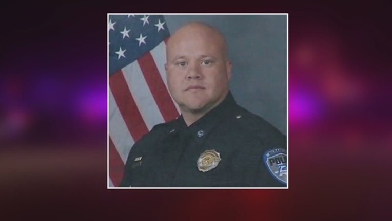 3a3e66b8-V-HONORING OFFICER SHERRARD 8A_00.00.05.17_1549548662227.png.jpg