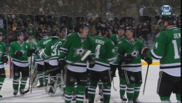 3d86a9fb-Stars Beat Blues_1451270014451.jpg