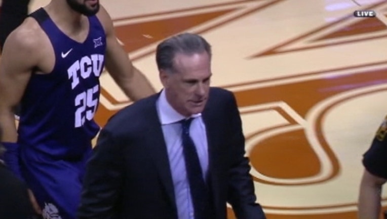 40322cd2-TCU Beats Texas Hoops_1484189974089.jpg
