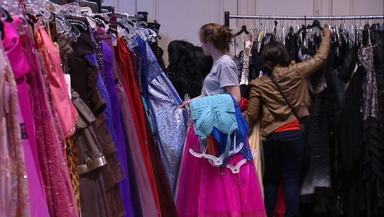 46f8645a-V-PROM CLOSET ST. ANDREW_1457098008759.jpg