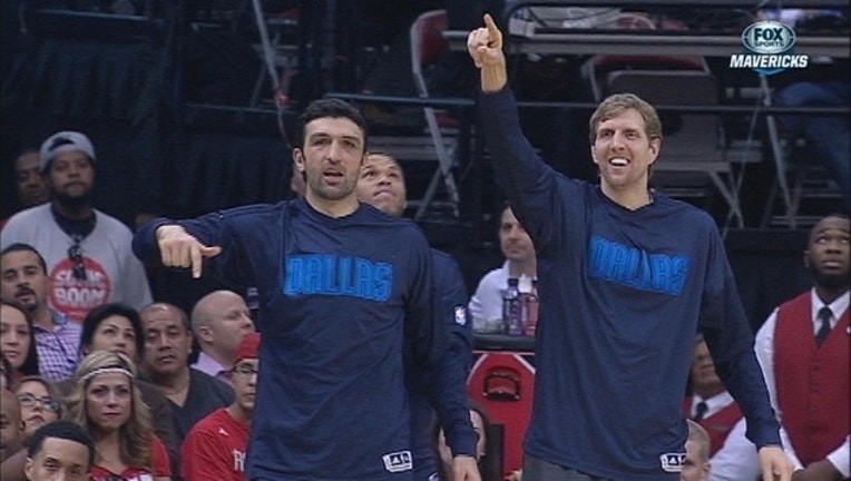 496e1574-Mavericks Beat Rockets_1447560034262.jpg