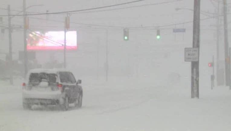 Erie__PA_record_snowfall_on_Christmas_0_20171226152820-409162