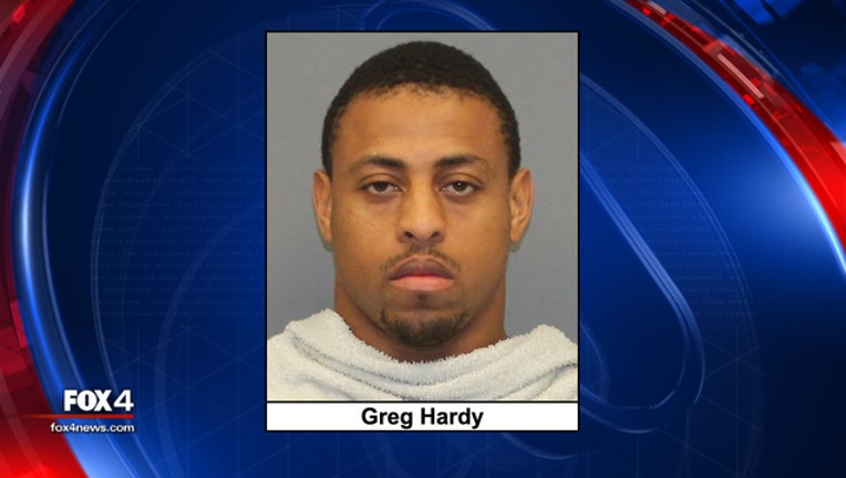 59926987-Greg Hardy_1474988128902.jpg