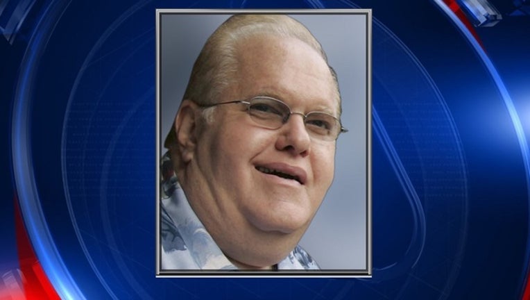 5aa991dd-LOU PEARLMAN_1471749001462-402429.jpg