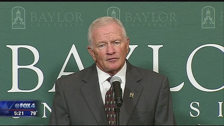 5bdcbab7-New_Baylor_football_coach_speaks_0_20160603231935