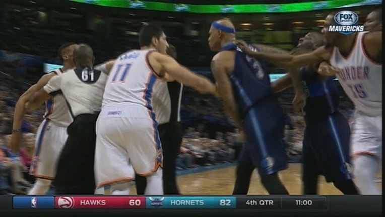 5be07c8c-Barea Westbrook Fight_1452743848699.jpg