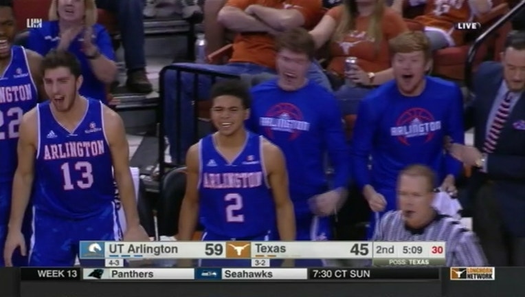 5defb113-UT arlington_1480535219925.jpg
