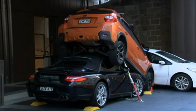 5ea686ff-4496TZ-AUSTRALIA PORSCHE CRASH_00.00.01.15_1527767766209.png.jpg