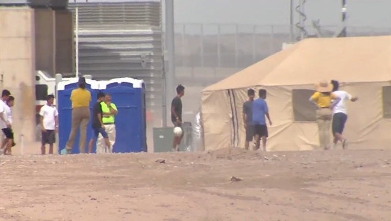 V-TEXAS MIGRANT DETENTION CAMPS 4A_00.00.04.05_1543411011568.png.jpg