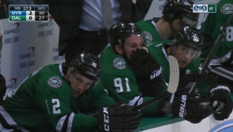 6370edca-Rangers Beat Stars_1481861543941.jpg