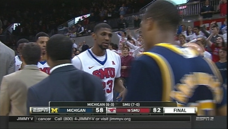 SMU Beats Michigan_1449693941295.jpg