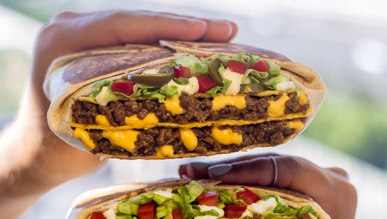 6b0412e2-triple double crunchwrap_1468601641778.jpg