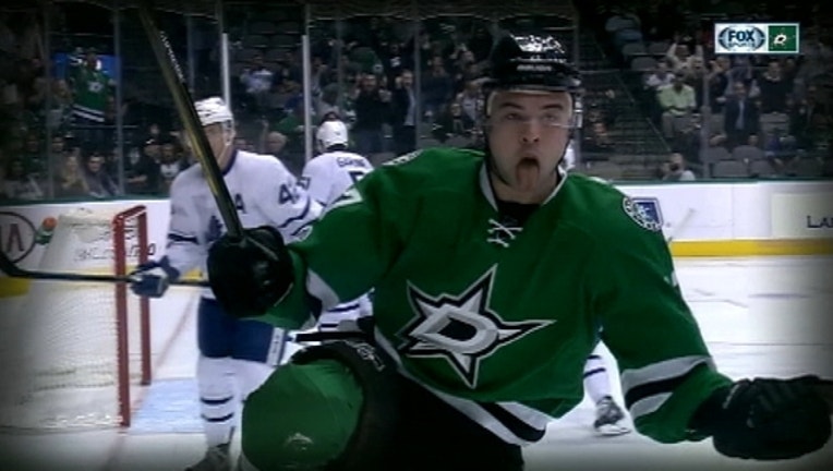 Stars Beat Maple Leafs_1485922417116.jpg