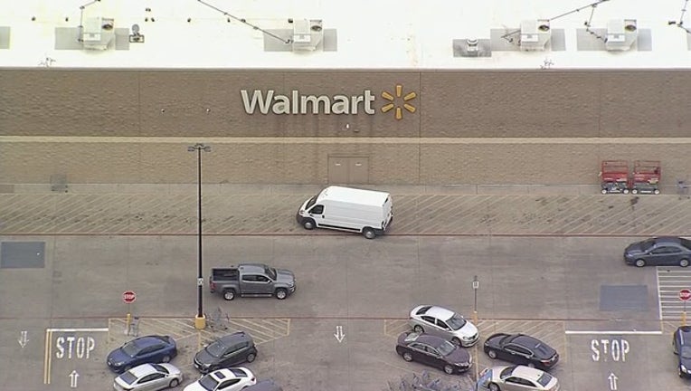 71c6f5b1-OAK CLIFF WALMART CLOSING