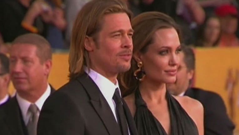 Brad Pitt and Angelina Jolie-402970