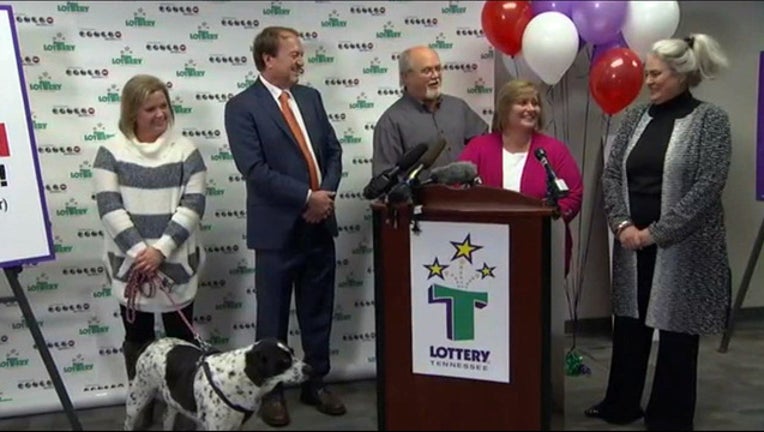 77ac829e-lotto winners_1452891704644-401385.jpg