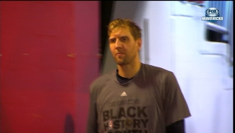 78a1f94e-Dirk Nowitzki Hawks Loss_1454385684738.jpg