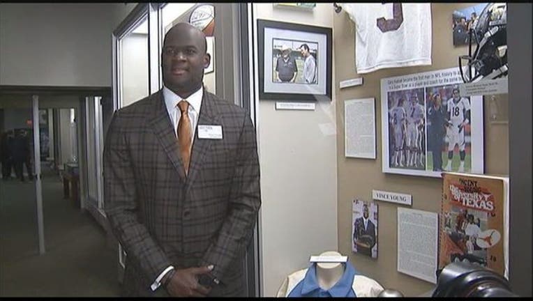 Vince Young_1528139992254.jpg.jpg